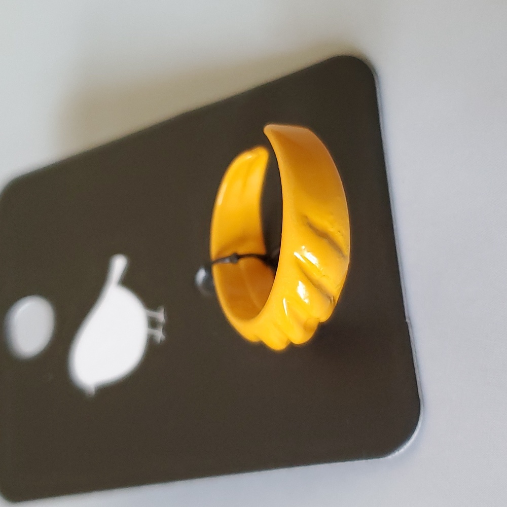 🎈3 FOR $10 RESIN RINGS